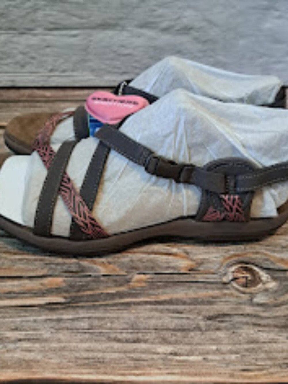 Sketchers memory Foam Sandals Women's size 8 Brown new with Tags